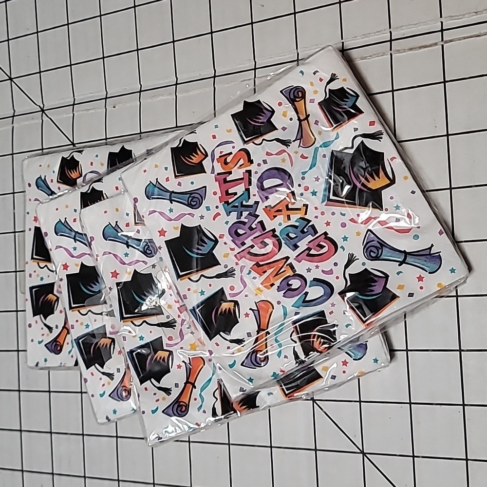 CONGRATS‎ GRAD Disposable Graduation Party Napkins 16 CT 4 PKS NIP 64 Napkins